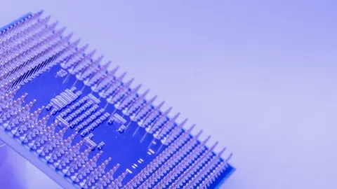 手機端側AI再進化!高通發表兩款全新晶片,鎖定生成式AI應用